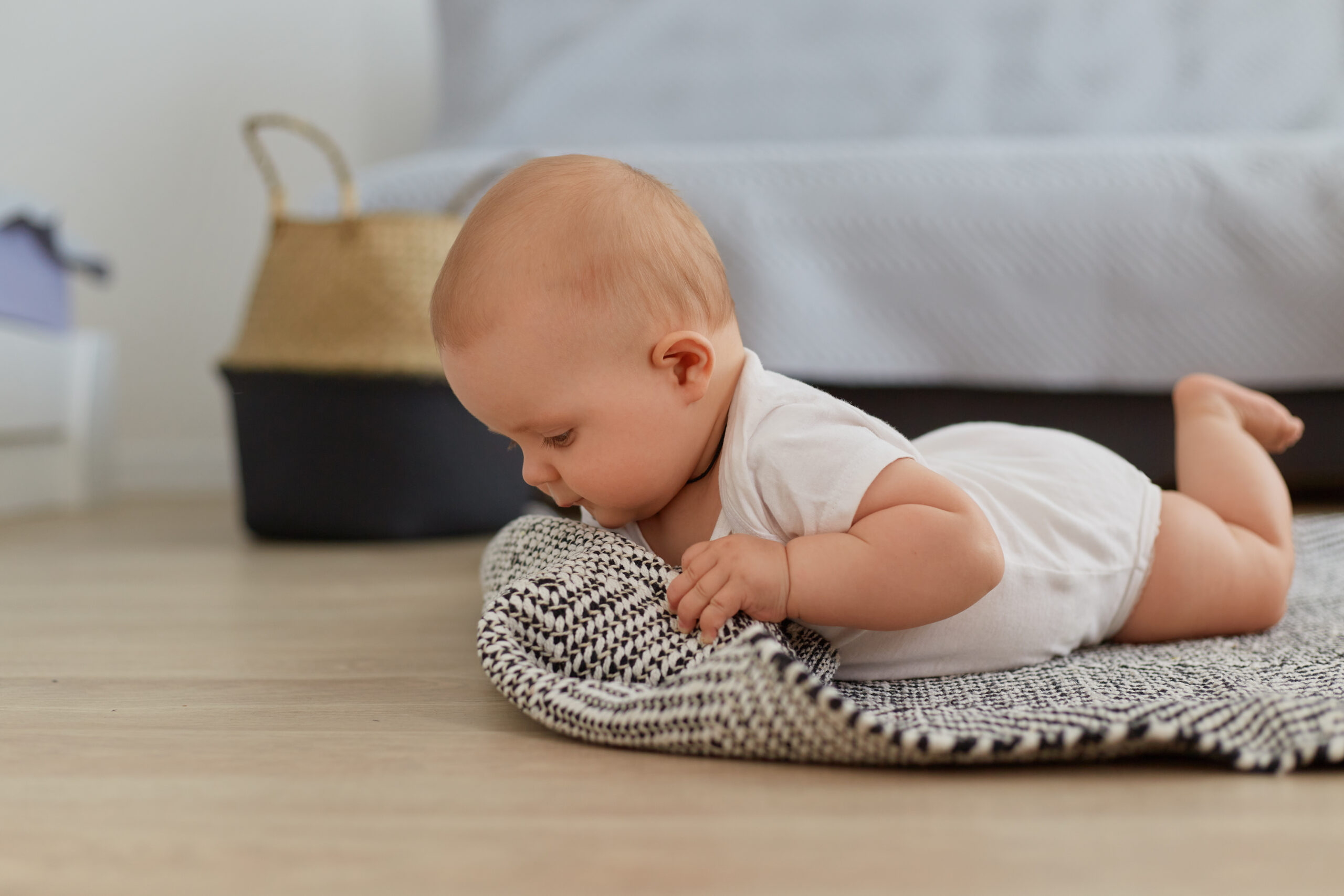 Bebé en sesión de estimulación temprana en Pakarina Center